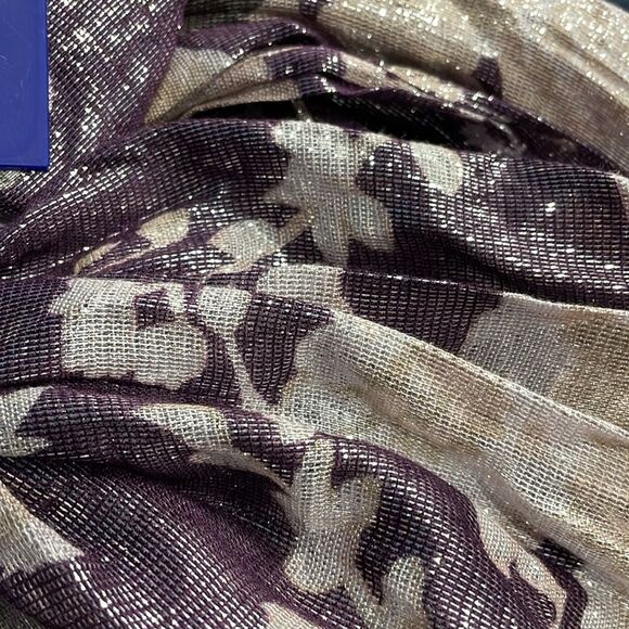 Apt. 9 Infinity Women’s Scarf Metallic Sheen Floral One Size - Picture 4 of 8